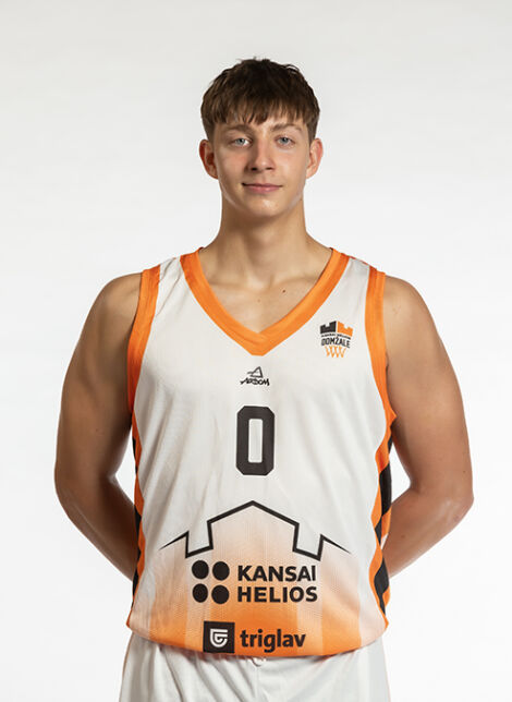 Peter Stražar